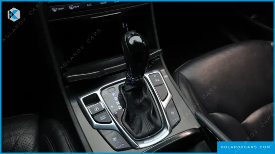 HYUNDAI GRANDEUR HG300 PREMIUM