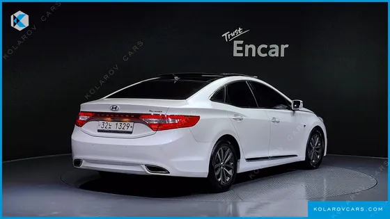 HYUNDAI GRANDEUR HG240 LUXURY