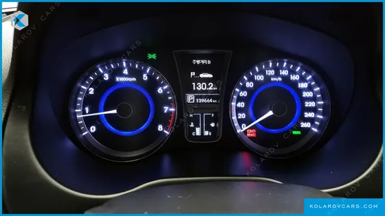 HYUNDAI GRANDEUR HG240 LUXURY
