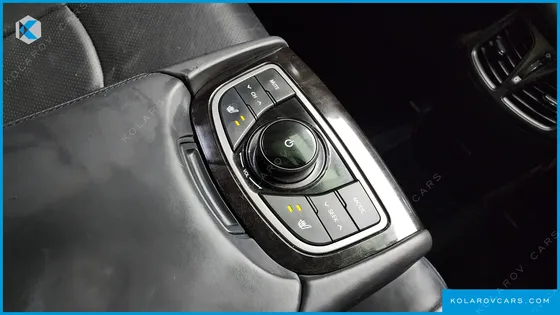HYUNDAI GRANDEUR HG240 LUXURY
