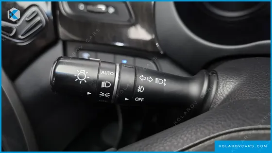 HYUNDAI GRANDEUR HG300 PREMIUM