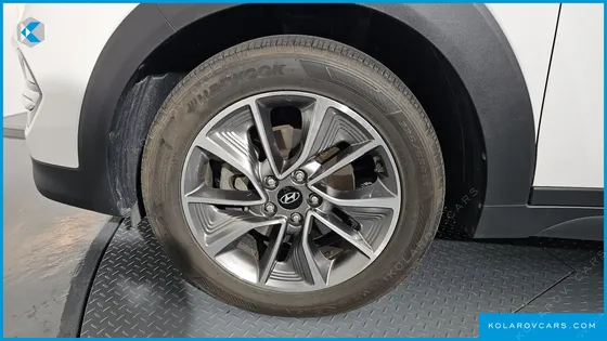 HYUNDAI TUCSON DIESEL 2.0 2WD
