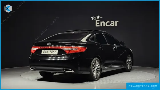 HYUNDAI GRANDEUR HG240 MODERN