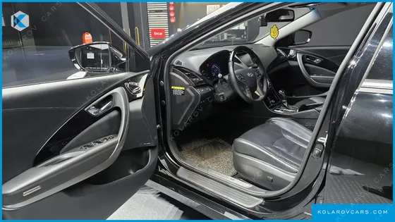 HYUNDAI GRANDEUR HG240 MODERN