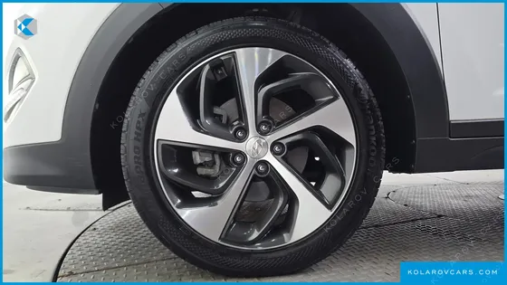 HYUNDAI TUCSON DIESEL 2.0 2WD
