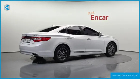 HYUNDAI GRANDEUR HG240 MODERN