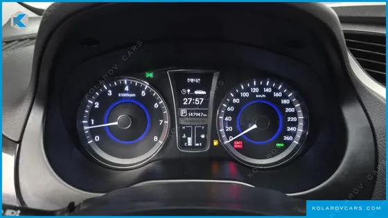 HYUNDAI GRANDEUR HG240 MODERN