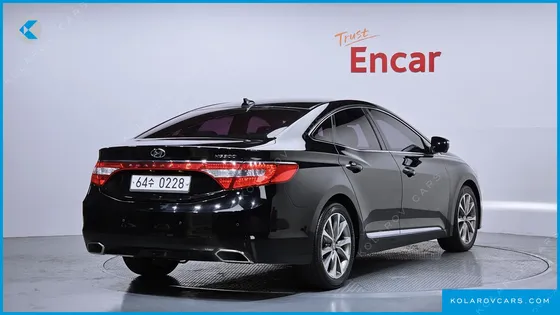 HYUNDAI GRANDEUR HG300 EXCLUSIVE