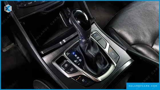 HYUNDAI GRANDEUR HG240 MODERN