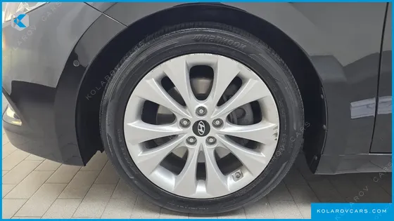 HYUNDAI GRANDEUR HG300 ROYAL