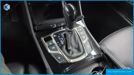 HYUNDAI GRANDEUR HG300 ROYAL