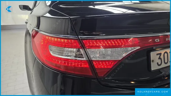 HYUNDAI GRANDEUR HG300 ROYAL