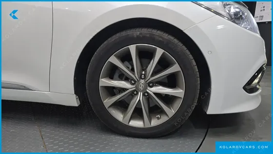 HYUNDAI GRANDEUR LPG HG300 EXCLUSIVE