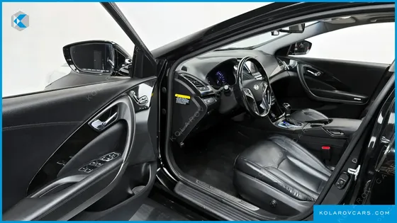 HYUNDAI GRANDEUR HG300 PREMIUM