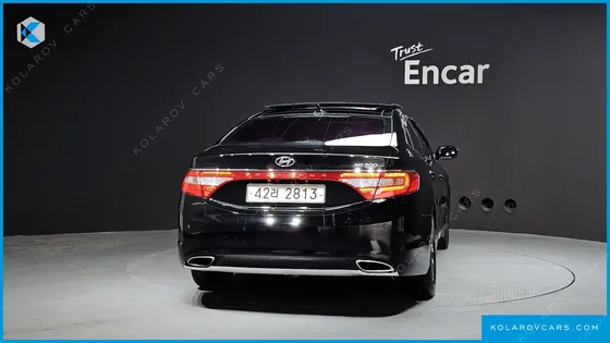 HYUNDAI GRANDEUR HG240 LUXURY