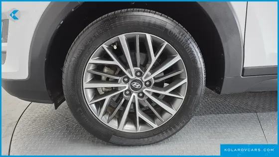 HYUNDAI TUCSON DIESEL 1.6 2WD