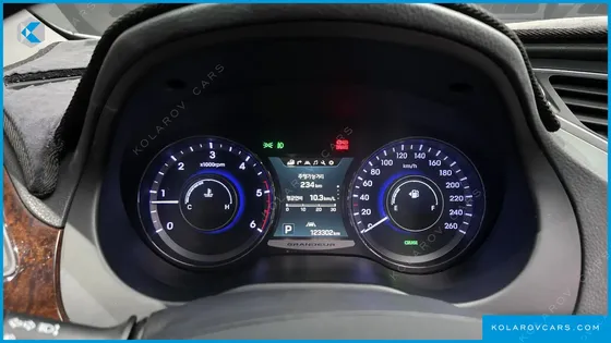 HYUNDAI GRANDEUR HG220 DIESEL PREMIUM