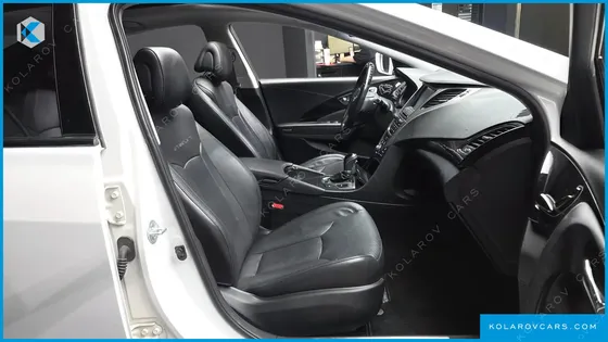 HYUNDAI GRANDEUR HG240 MODERN