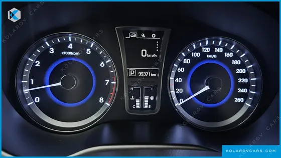 HYUNDAI GRANDEUR HG240 MODERN COLLECTION