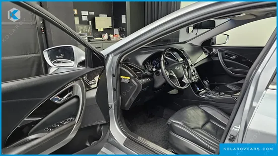 HYUNDAI GRANDEUR HG240 MODERN COLLECTION