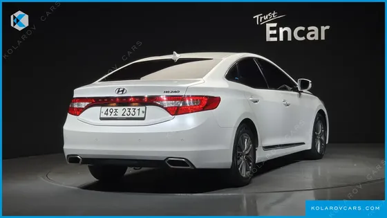 HYUNDAI GRANDEUR HG240 MODERN