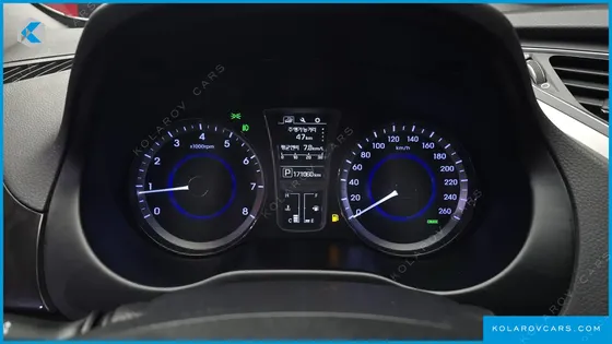 HYUNDAI GRANDEUR HG240 MODERN