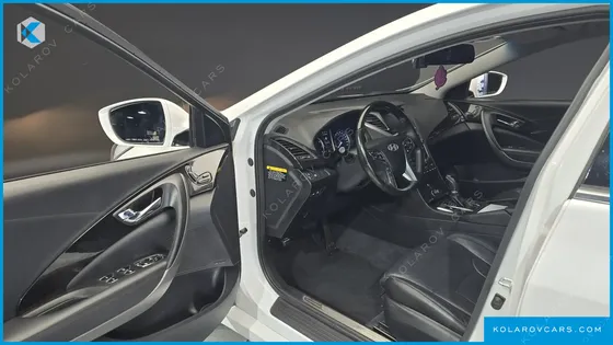 HYUNDAI GRANDEUR HG240 MODERN