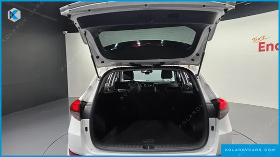 HYUNDAI TUCSON DIESEL 2.0 2WD