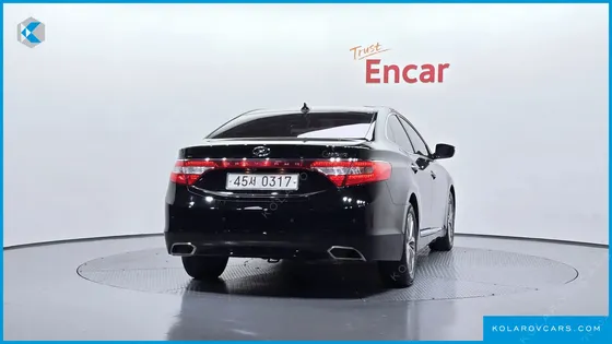 HYUNDAI GRANDEUR HG240 MODERN COLLECTION