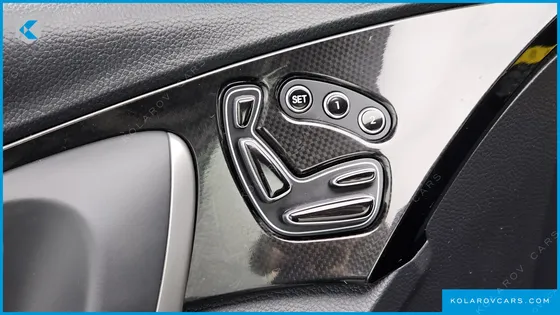 HYUNDAI GRANDEUR HG300 EXCLUSIVE COLLECTION