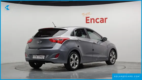 HYUNDAI I30 DIESEL 1.6 VGT UNIQUE
