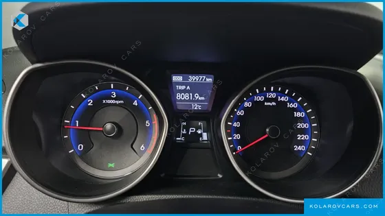 HYUNDAI I30 DIESEL 1.6 VGT UNIQUE