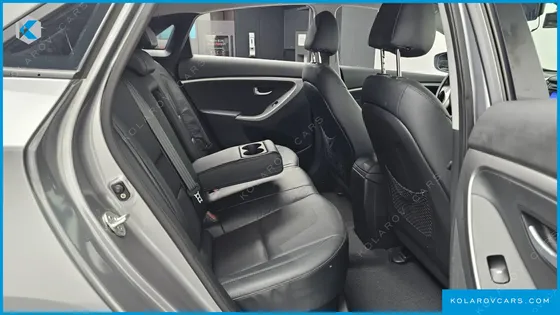 HYUNDAI I30 DIESEL 1.6 VGT UNIQUE