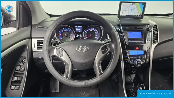 HYUNDAI I30 DIESEL 1.6 VGT UNIQUE
