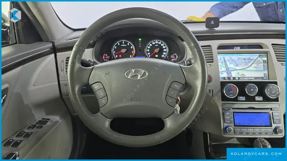HYUNDAI GRANDEUR Q240 STANDARD