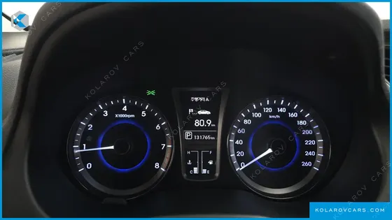 HYUNDAI GRANDEUR HG240 MODERN