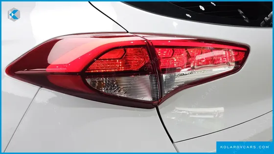 HYUNDAI TUCSON DIESEL 2.0 2WD