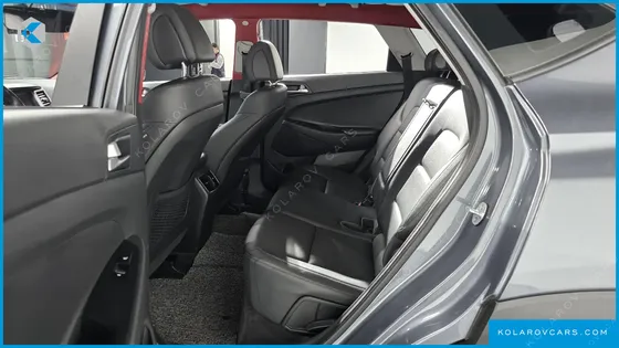 HYUNDAI TUCSON DIESEL 2.0 2WD