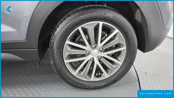 HYUNDAI TUCSON DIESEL 2.0 2WD