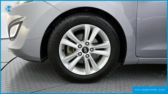 HYUNDAI I30 DIESEL 1.6 VGT EXTREME