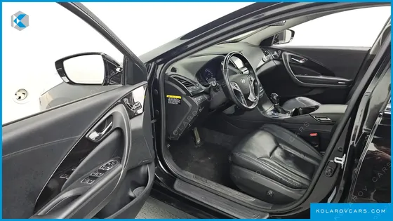HYUNDAI GRANDEUR HG300 PREMIUM