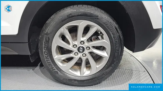HYUNDAI TUCSON DIESEL 1.7 2WD