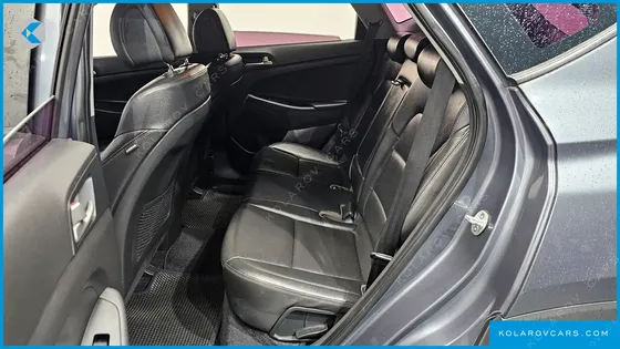 HYUNDAI TUCSON DIESEL 2.0 2WD