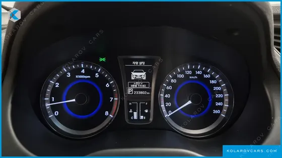 HYUNDAI GRANDEUR HG240 MODERN