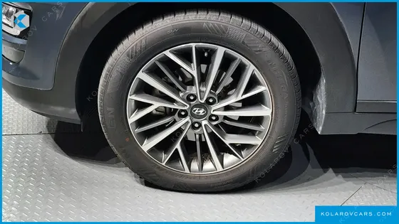 HYUNDAI TUCSON DIESEL 2.0 2WD