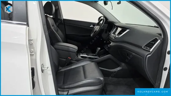 HYUNDAI TUCSON GASOLINE 1.6 TURBO 2WD