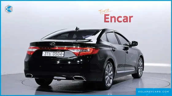 HYUNDAI GRANDEUR HG240 MODERN