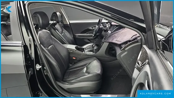 HYUNDAI GRANDEUR HG240 MODERN