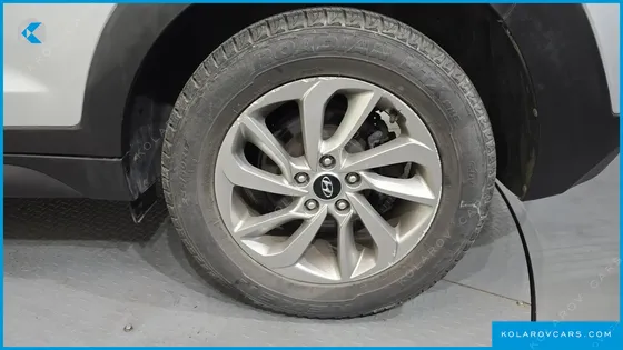 HYUNDAI TUCSON DIESEL 2.0 2WD