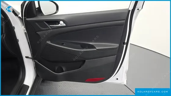 HYUNDAI TUCSON DIESEL 1.6 2WD